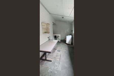 Casa à venda com 950m², 4 quartos e 6 vagasÁrea de Serviço