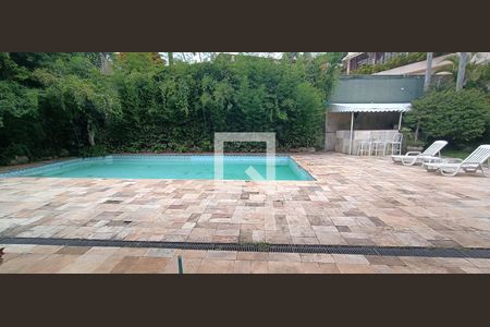 Casa à venda com 950m², 4 quartos e 6 vagasPiscina