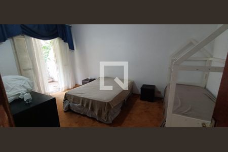 Casa à venda com 950m², 4 quartos e 6 vagasQuarto 1