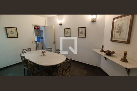 Casa à venda com 950m², 4 quartos e 6 vagasCopa