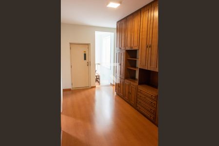 Casa de condomínio à venda com 394m², 4 quartos e 5 vagas Casa de condomínio à venda com 394m², 4 quartos e 5 vagasHALL 2 ANDAR