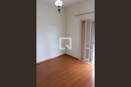 Casa de condomínio à venda com 394m², 4 quartos e 5 vagas Casa de condomínio à venda com 394m², 4 quartos e 5 vagasSUITE 3