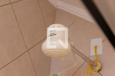 Casa de condomínio à venda com 394m², 4 quartos e 5 vagas Casa de condomínio à venda com 394m², 4 quartos e 5 vagasBANHEIRO DA SUITE TÉRREO