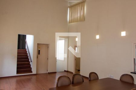 Casa de condomínio à venda com 394m², 4 quartos e 5 vagas Casa de condomínio à venda com 394m², 4 quartos e 5 vagasCopa