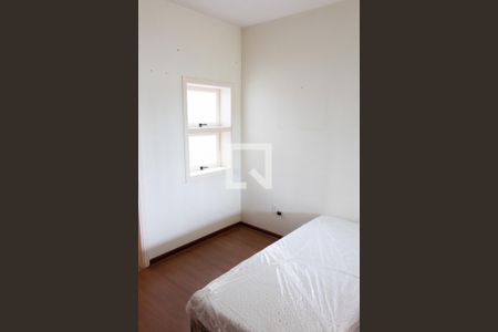 Casa de condomínio à venda com 394m², 4 quartos e 5 vagas Casa de condomínio à venda com 394m², 4 quartos e 5 vagasSUITE TÉRREO