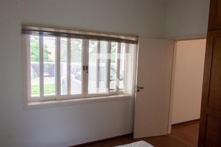 Casa de condomínio à venda com 394m², 4 quartos e 5 vagas Casa de condomínio à venda com 394m², 4 quartos e 5 vagasSUITE TÉRREO