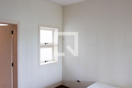 Casa de condomínio à venda com 394m², 4 quartos e 5 vagas Casa de condomínio à venda com 394m², 4 quartos e 5 vagasSUITE TÉRREO