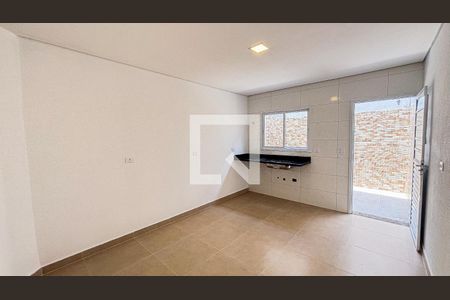 Casa à venda com 143m², 3 quartos e 2 vagas Casa à venda com 143m², 3 quartos e 2 vagasCozinha