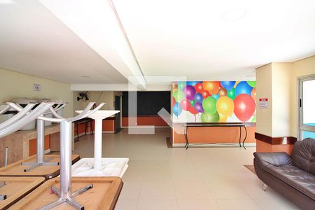 Apartamento à venda com 92m², 3 quartos e 1 vaga Apartamento à venda com 92m², 3 quartos e 1 vagaÁrea comum - Salão de festas