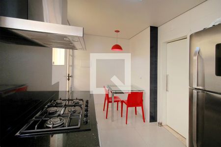 Apartamento à venda com 210m², 3 quartos e 2 vagasCozinha