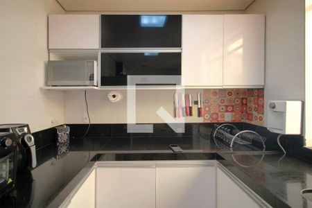 Apartamento à venda com 210m², 3 quartos e 2 vagasCozinha