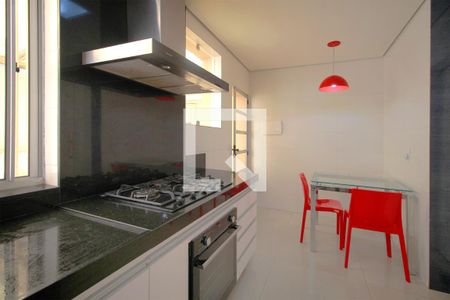 Apartamento à venda com 210m², 3 quartos e 2 vagasCozinha