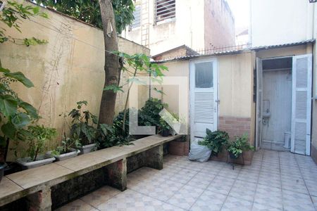 Apartamento para alugar com 70m², 2 quartos e sem vagaPátio