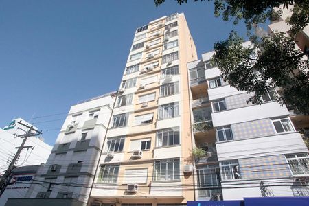 Apartamento para alugar com 70m², 2 quartos e sem vagaFachada