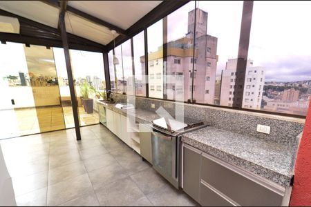 Apartamento à venda com 305m², 4 quartos e 4 vagasCobertura