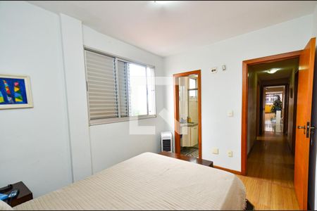 Apartamento à venda com 305m², 4 quartos e 4 vagasSuite