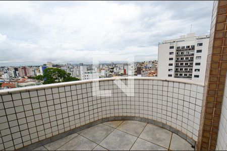 Apartamento à venda com 305m², 4 quartos e 4 vagasVaranda