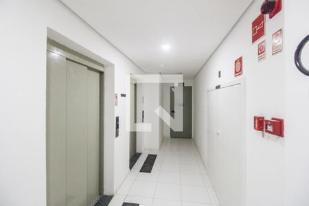 Apartamento para alugar com 46m², 2 quartos e 1 vagaHall social