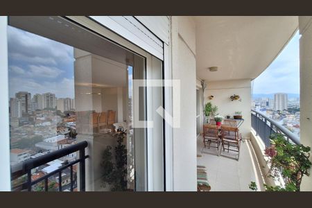 Varanda de apartamento para alugar com 2 quartos, 136m² em Vila Ipojuca, São Paulo