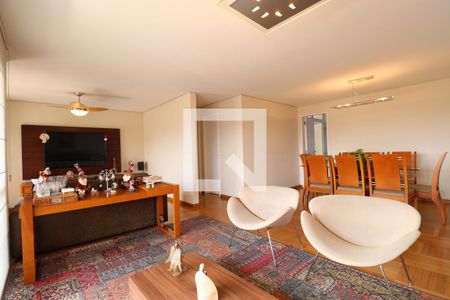 Detalhe Sala de apartamento para alugar com 2 quartos, 136m² em Vila Ipojuca, São Paulo