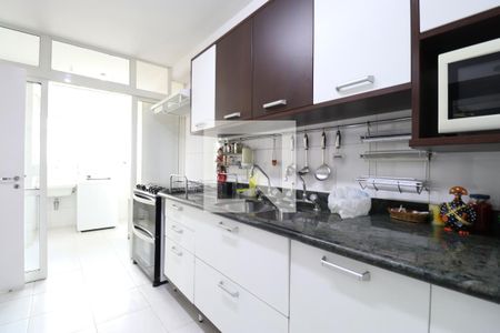 Apartamento para alugar com 136m², 2 quartos e 2 vagasCozinha