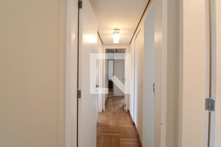 Apartamento para alugar com 136m², 2 quartos e 2 vagasCorredor