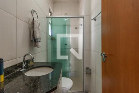 Apartamento à venda com 74m², 3 quartos e sem vaga Apartamento à venda com 74m², 3 quartos e sem vagaBanheiro Social