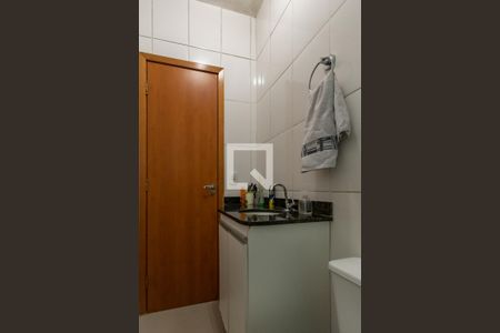 Apartamento à venda com 74m², 3 quartos e sem vaga Apartamento à venda com 74m², 3 quartos e sem vagaBanheiro Social