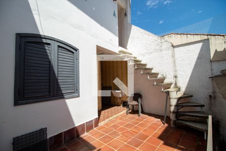 Casa para alugar com 160m², 3 quartos e 2 vagasQuintal
