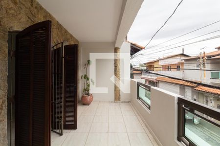 Sacada de casa à venda com 2 quartos, 182m² em Vila Danubio Azul, São Paulo