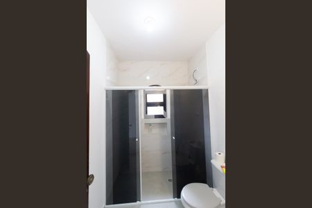 Banheiro de casa à venda com 2 quartos, 182m² em Vila Danubio Azul, São Paulo