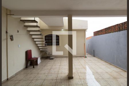 Casa à venda com 182m², 2 quartos e 2 vagasÁrea de Serviço