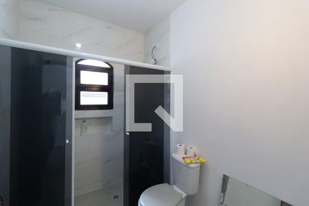 Banheiro de casa à venda com 2 quartos, 182m² em Vila Danubio Azul, São Paulo