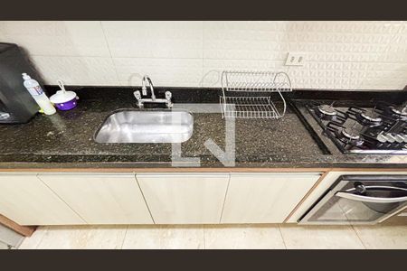 Casa à venda com 127m², 3 quartos e 3 vagas Casa à venda com 127m², 3 quartos e 3 vagasCozinha