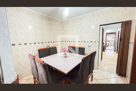 Casa à venda com 127m², 3 quartos e 3 vagas Casa à venda com 127m², 3 quartos e 3 vagasCopa