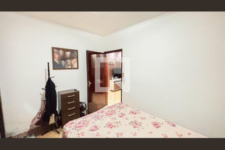 Casa à venda com 127m², 3 quartos e 3 vagas Casa à venda com 127m², 3 quartos e 3 vagasQuarto 1