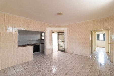 Casa à venda com 169m², 3 quartos e 4 vagas Casa à venda com 169m², 3 quartos e 4 vagasCozinha