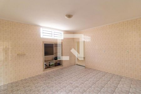 Casa à venda com 169m², 3 quartos e 4 vagas Casa à venda com 169m², 3 quartos e 4 vagasCozinha