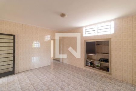 Casa à venda com 169m², 3 quartos e 4 vagas Casa à venda com 169m², 3 quartos e 4 vagasCozinha