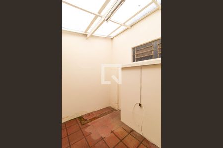 Casa à venda com 169m², 3 quartos e 4 vagas Casa à venda com 169m², 3 quartos e 4 vagasÁrea de Luz do Quarto 01