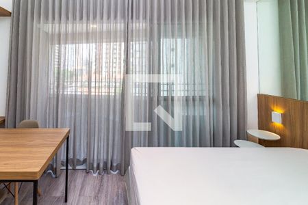 Studio para alugar com 24m², 1 quarto e sem vaga Studio para alugar com 24m², 1 quarto e sem vagaSala / Quarto