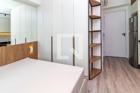 Studio para alugar com 24m², 1 quarto e sem vaga Studio para alugar com 24m², 1 quarto e sem vagaSala / Quarto