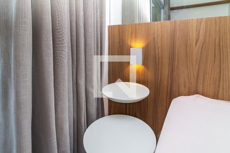 Studio para alugar com 24m², 1 quarto e sem vaga Studio para alugar com 24m², 1 quarto e sem vagaSala / Quarto