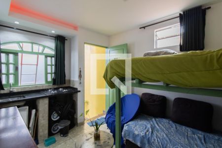 Casa à venda com 125m², 4 quartos e 2 vagas Casa à venda com 125m², 4 quartos e 2 vagasEdícula