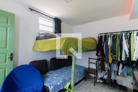 Casa à venda com 125m², 4 quartos e 2 vagas Casa à venda com 125m², 4 quartos e 2 vagasEdícula