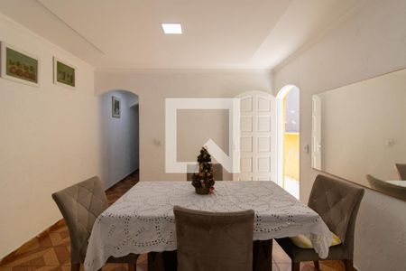 Casa à venda com 125m², 4 quartos e 2 vagas Casa à venda com 125m², 4 quartos e 2 vagasCopa