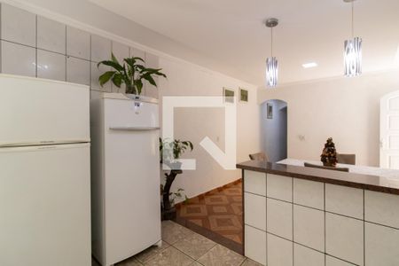 Casa à venda com 125m², 4 quartos e 2 vagas Casa à venda com 125m², 4 quartos e 2 vagasCozinha