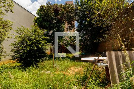 Casa à venda com 450m², 3 quartos e 4 vagas Casa à venda com 450m², 3 quartos e 4 vagasQuintal