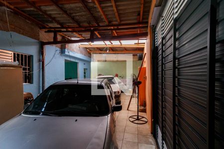 Casa à venda com 450m², 3 quartos e 4 vagas Casa à venda com 450m², 3 quartos e 4 vagasGaragem