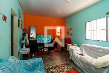 Sala de casa à venda com 3 quartos, 450m² em Vila Mazzei, São Paulo